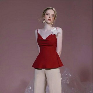Áo cổ đổ form peplum