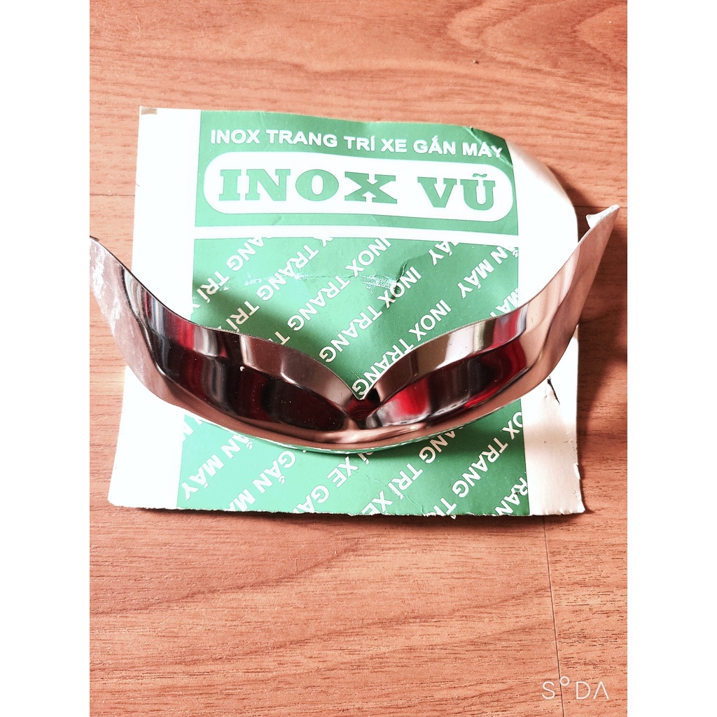 Bộ ốp dè INOX xe Grande 2014-2018 + tặng kèm 1 tem logo titan YAMHHA + 3 ngôi sao nhôm