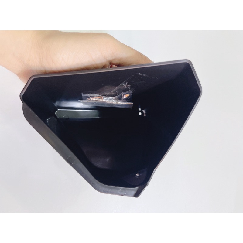 Hộc chứa đồ xe Ab125/150 Airblade đời 2016 - 2021 màu đen, có sẵn ốc và keo dán
