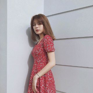 VÁY ĐẦM ĐỎ CỔ U HOA NHÍ