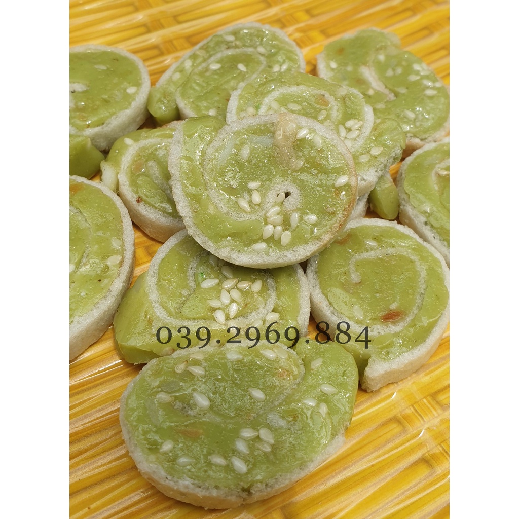 Kẹo dừa non lá dứa cuộn bánh tráng 250g/ 500g/ 1kg - đặc sản Bến Tre
