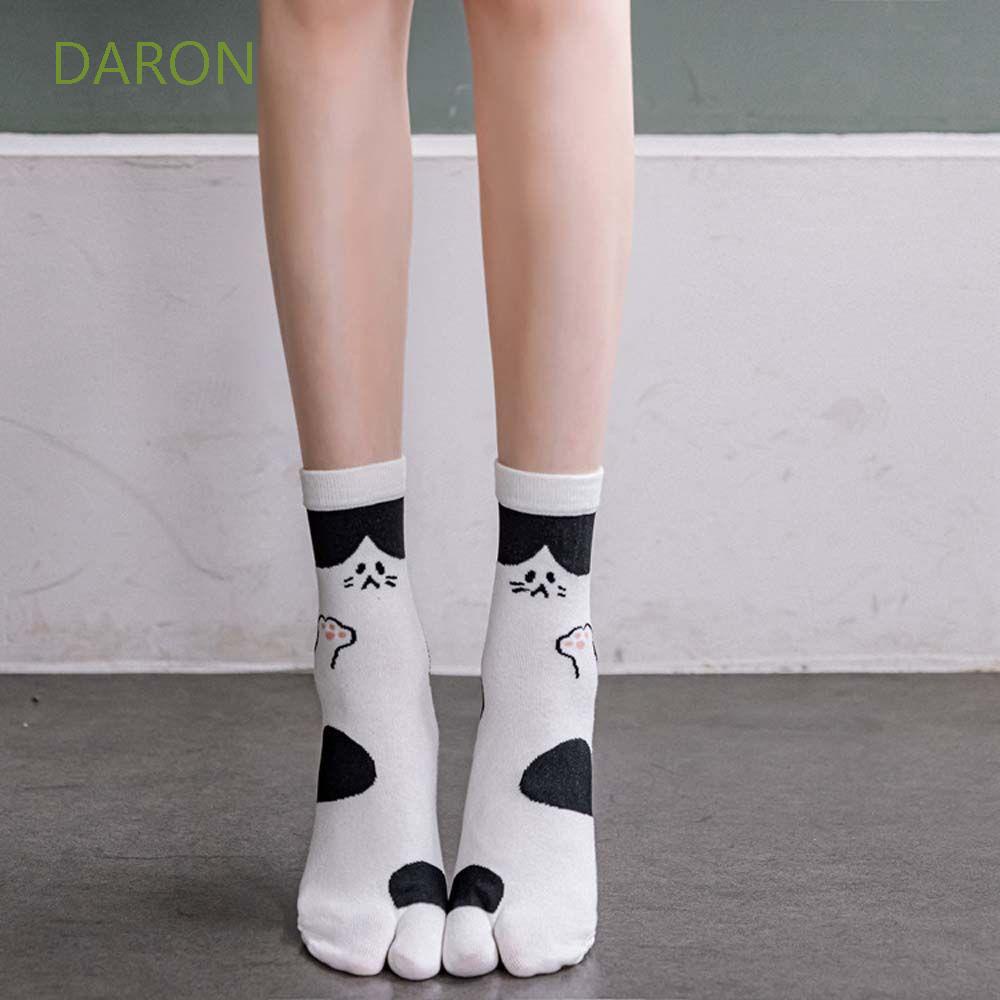 Đôi vớ xỏ ngón bằng vải cotton thoáng khí họa tiết động vật dễ thương