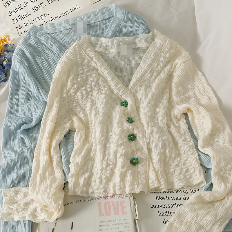 Áo sơ mi ba nút mỏng họa tiết hoa cổ thấp thời trang mùa thu cho nữ 2021 | BigBuy360 - bigbuy360.vn