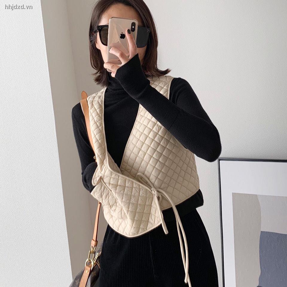 Áo khoác ghi lê phối ren dáng rộng họa tiết kim cương phong cách Hàn Quốc mới 2021 | BigBuy360 - bigbuy360.vn