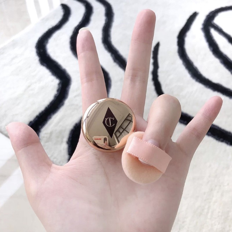 CHARLOTTE TILBURY Phấn Trang Điểm Mini Kiểm Soát Dầu 0.8g Chuyên Dụng