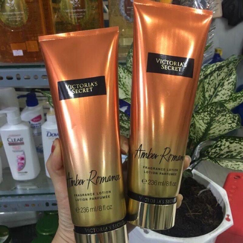  Dưỡng thể Victoria’s Secret Amber Romance 236ml