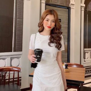 ĐẦM TRẮNG ĐUÔI CÁ NHÚN THÂN
