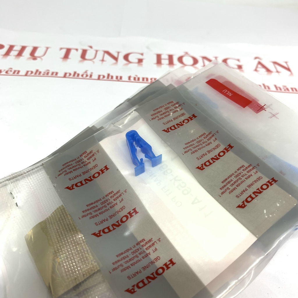 Kẹp nhựa xanh dàn áo Vario, Click, Vision, Winner X, Air Blade, AB, Sh nhập khẩu chính hãng Honda Indonesia - PT HỒNG ÂN