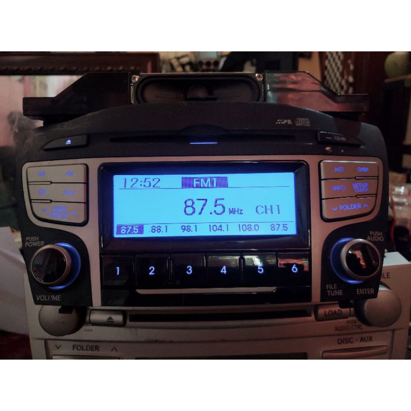 Đầu cd & radio AUX cho xe ô tô Huyndai Tucson 2004 2005