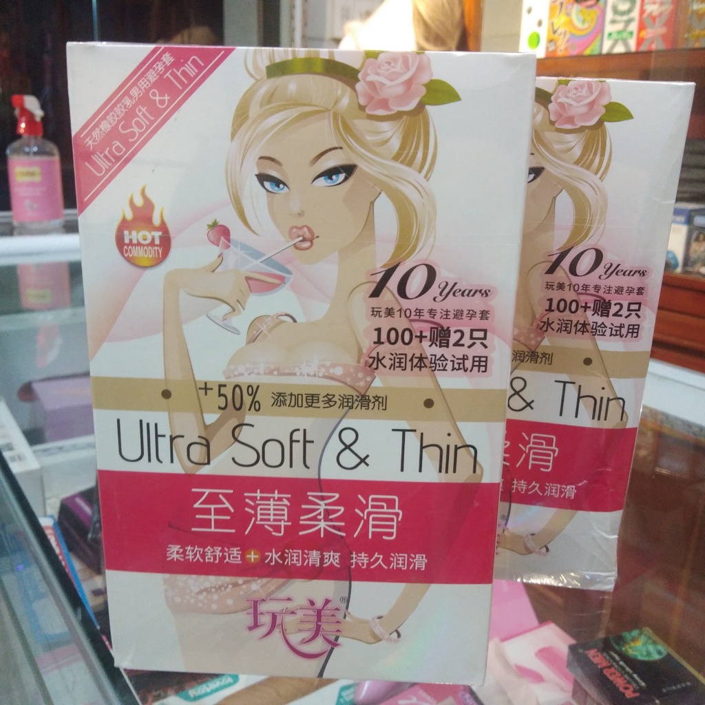 Bao cao su Ultra soft and thin nhiều nước nhờn, hương hoa ly hộp 100 cái