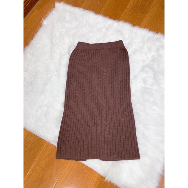 Chân váy len dáng midi T37