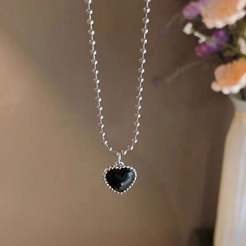 Dây chuyền chuỗi hạt mặt hình trái tim màu đen phong cách cổ điển dễ phối đồ thời trang dành cho nữ