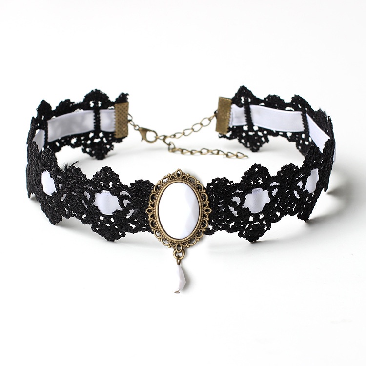 Vòng Cổ Choker Nhung Phối Ren Phong Cách Gothic Cổ Điển