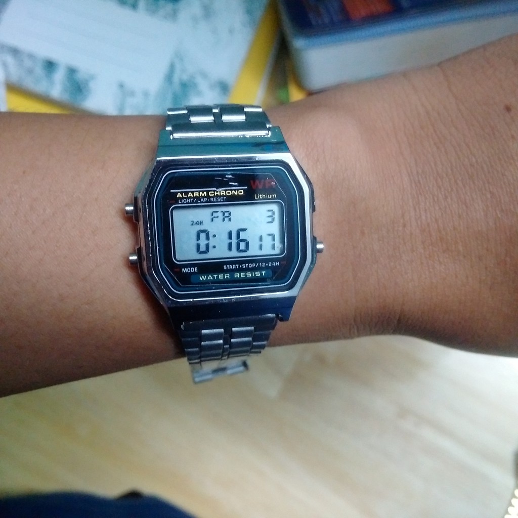 Đồng hồ điện tử thời trang nam dây hợp kim WR WR001 + tặng dây đeo tay bất kì | BigBuy360 - bigbuy360.vn