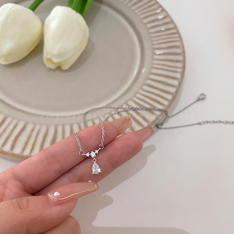 Vòng cổ Mặt Hình Giọt Nước Đính Đá Zircon Lấp Lánh Thời Trang Cho Nữ