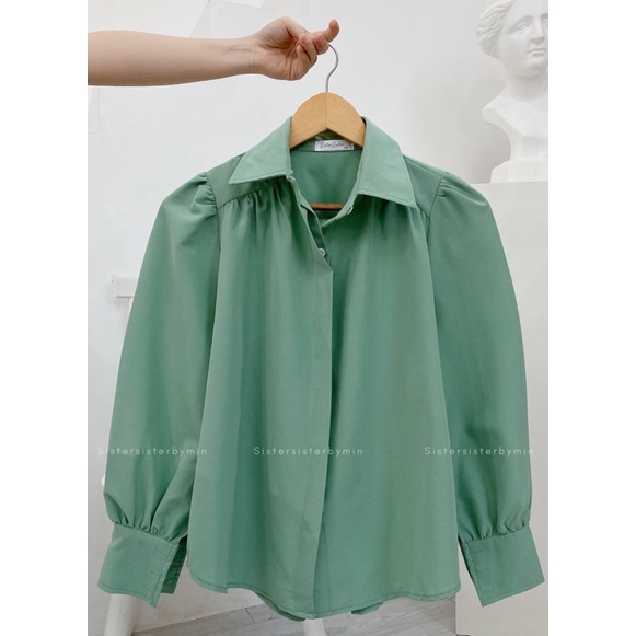 SISTERSISTER - ÁO SƠ MI CỔ ĐIỂN TAY PHỒNG NHẸ VOGUE
