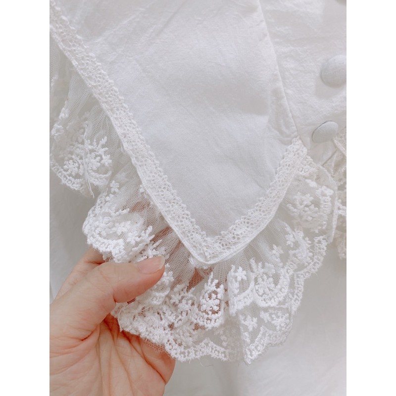 Áo sơ mi cổ chéo viền ren cúc bọc Babydoll, Áo sơ mi cổ chéo viền ren cúc bọc dài tay bo