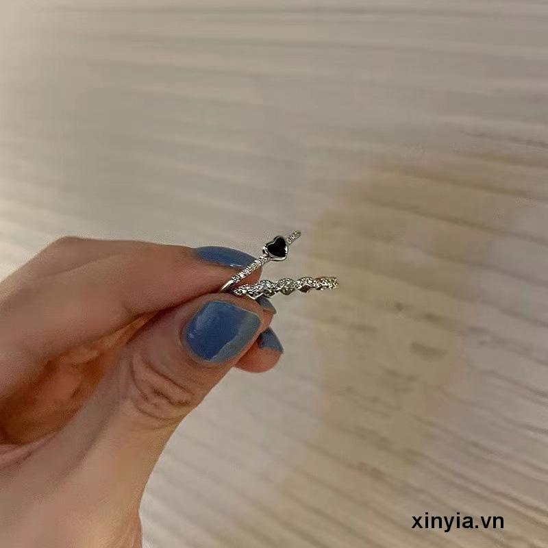 Set 2 nhẫn màu đen hình trái tim mạ bạc gợn sóng tùy chỉnh phù hợp làm quà tặng cho nữ đi tiệc