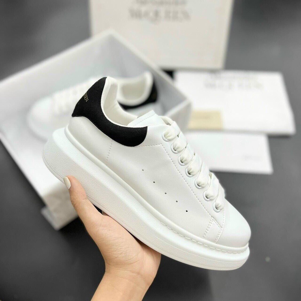 Giày MC Queen Unisex gót nhung đen dây lụa chất liệu da mền đi êm full bil + full box 11