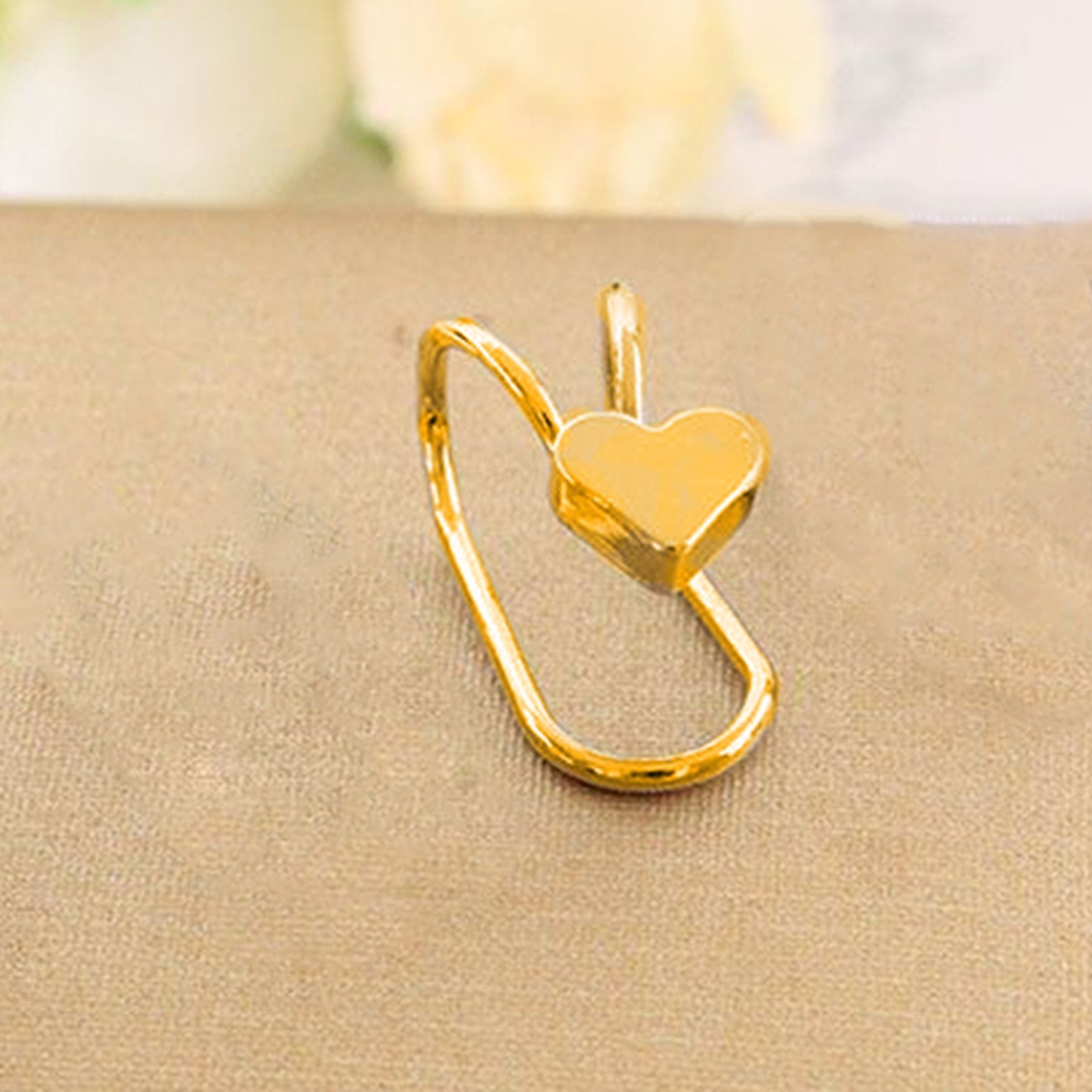 Khuyên tai nữ đính ngọc trai tạo hình độc đáo