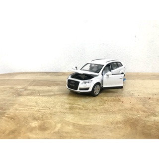 Mô hình xe Audi Q7 _ Tỷ lệ 1:32