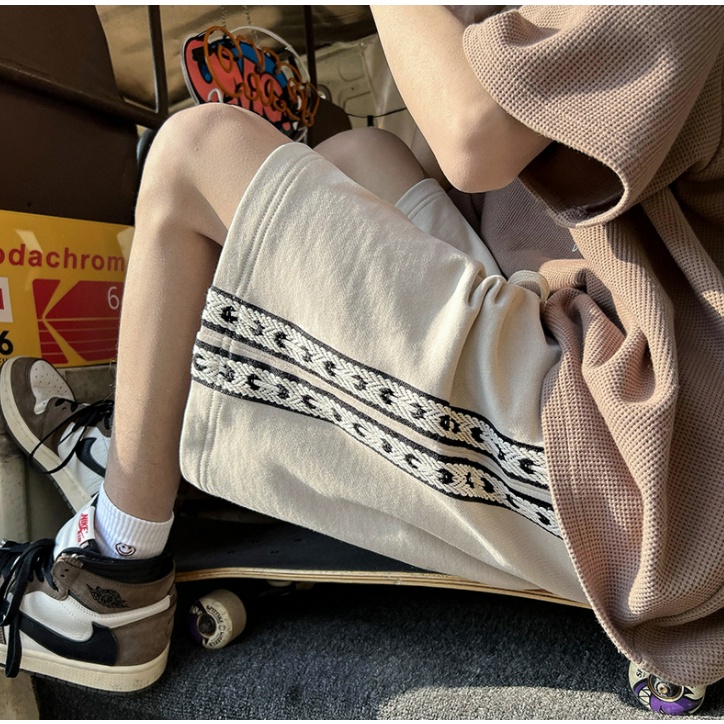 Quần Short Thể Thao Ống Rộng Màu Trơn Phối Dây Rút Thời Trang Hàn Quốc Cho Nam