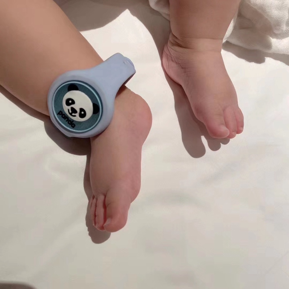 Đồ chơi thông minh đồng hồ vòng đeo tay tinh dầu chống muỗi có đèn Led nháy phát sáng, quà tặng cho bé yêu TRITUEVIET