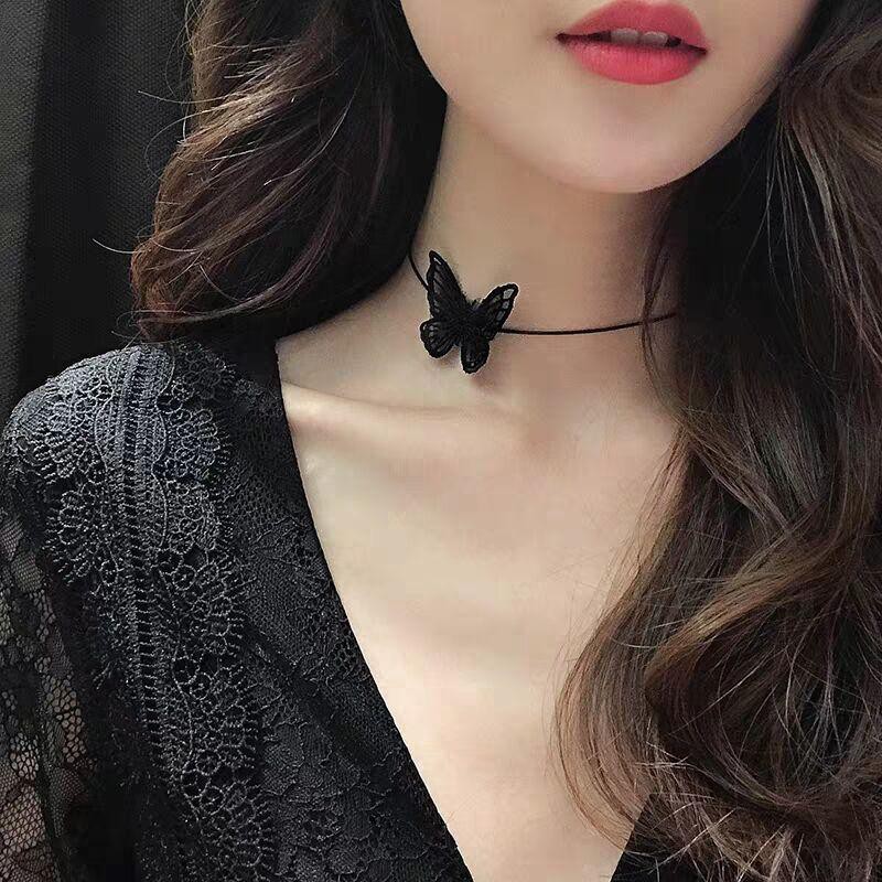 Choker vòng cổ bướm đen style Trần Trác Tuyền Bonbon girls