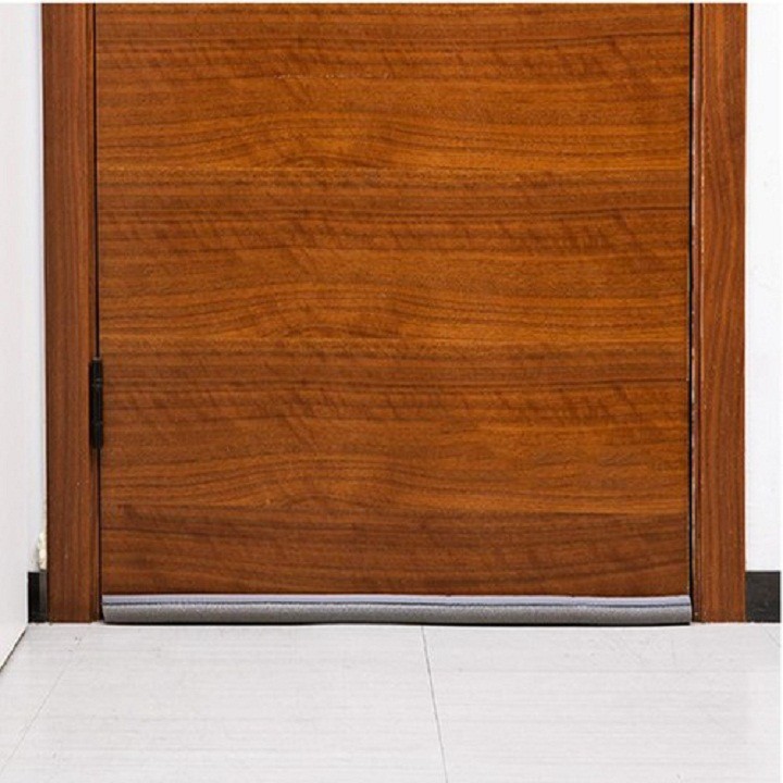 Nẹp xốp chắn khe cửa dài 95-98cm thông minh