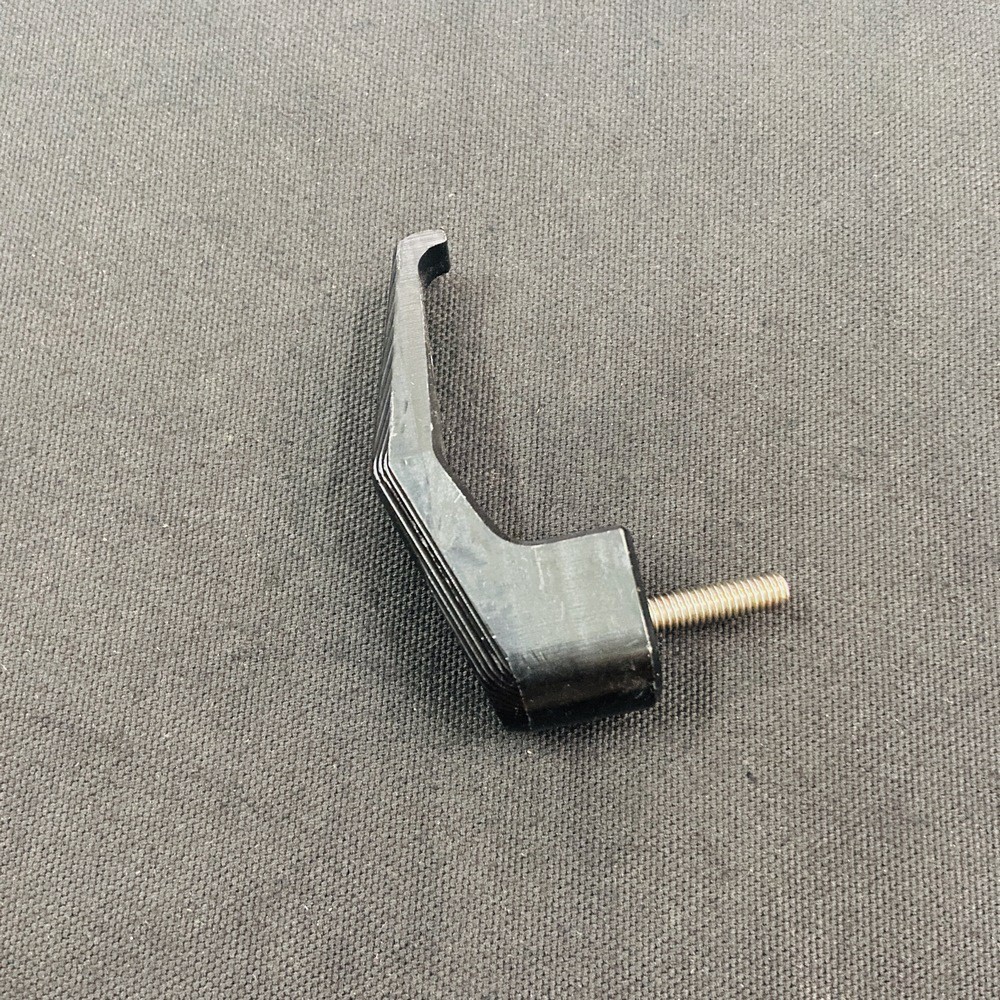 Móc treo đồ xe máy, móc treo baga xe máy kiểu sừng gắn các dòng xe thông dụng hiện nay