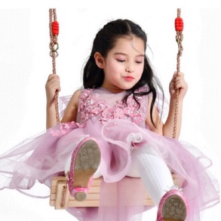 Xích đu gỗ cho bé