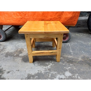 Ghế đẩu gỗ vuông lớn