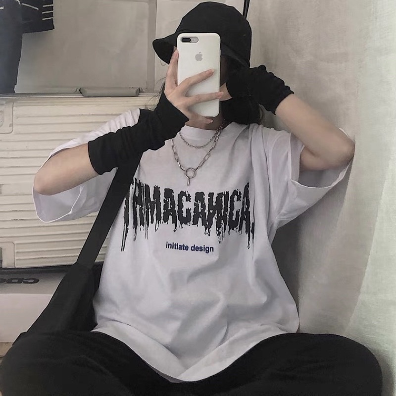 Áo phông form rộng chất cotton in hình MACA