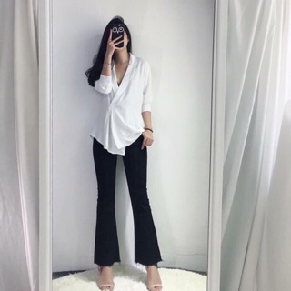 Quần jean ống loe hot trend
