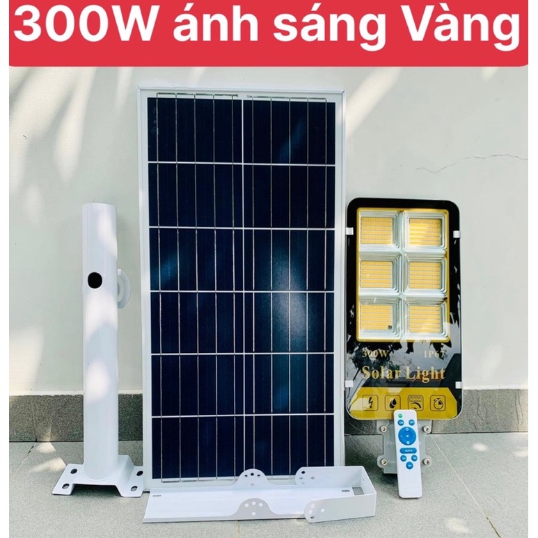 Đèn năng lượng mặt trời 300W chuyên đèn đường chiếu sáng, sân vườn dung lượng pin 48.000Mah sáng liên tục 15 tiếng