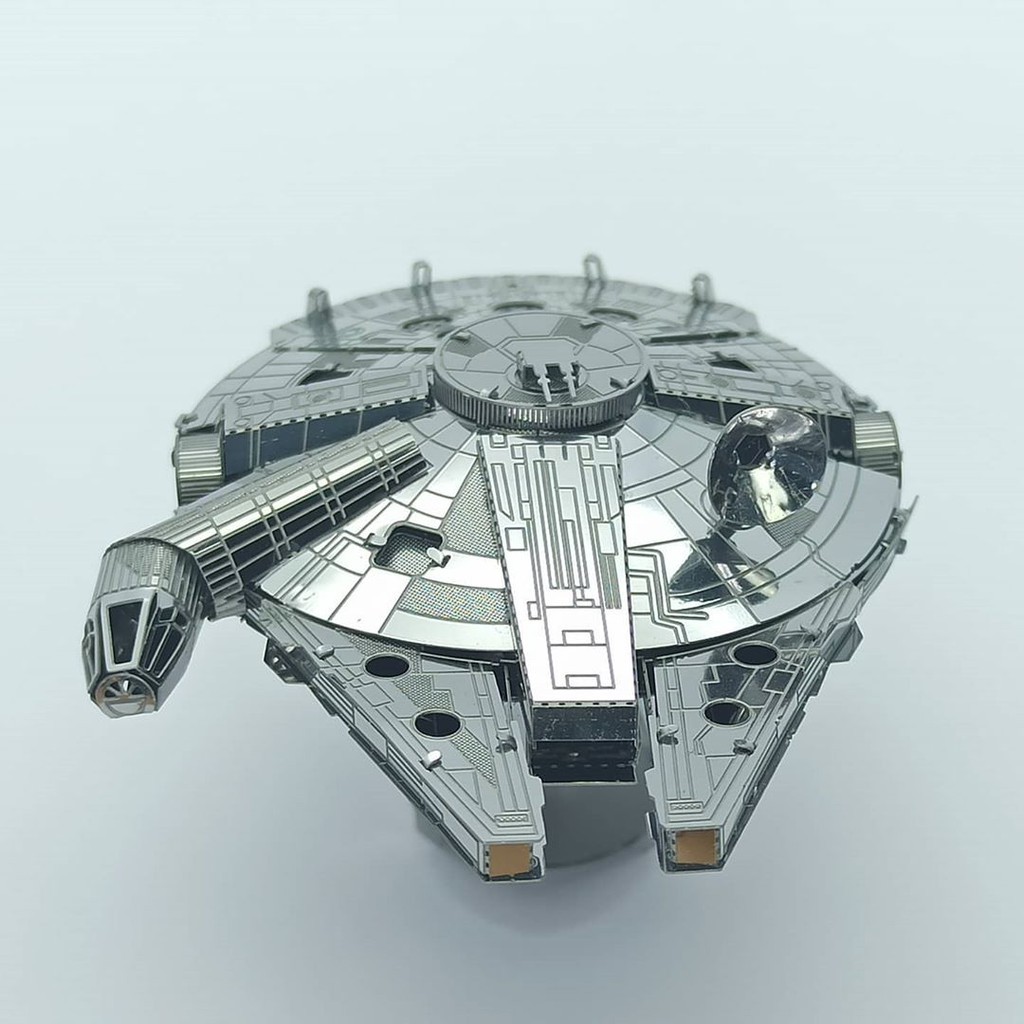 Mô Hình Lắp Ghép 3D Kim Loại Tự Ráp Phi Thuyền Millennium Falcon - Chưa Lắp