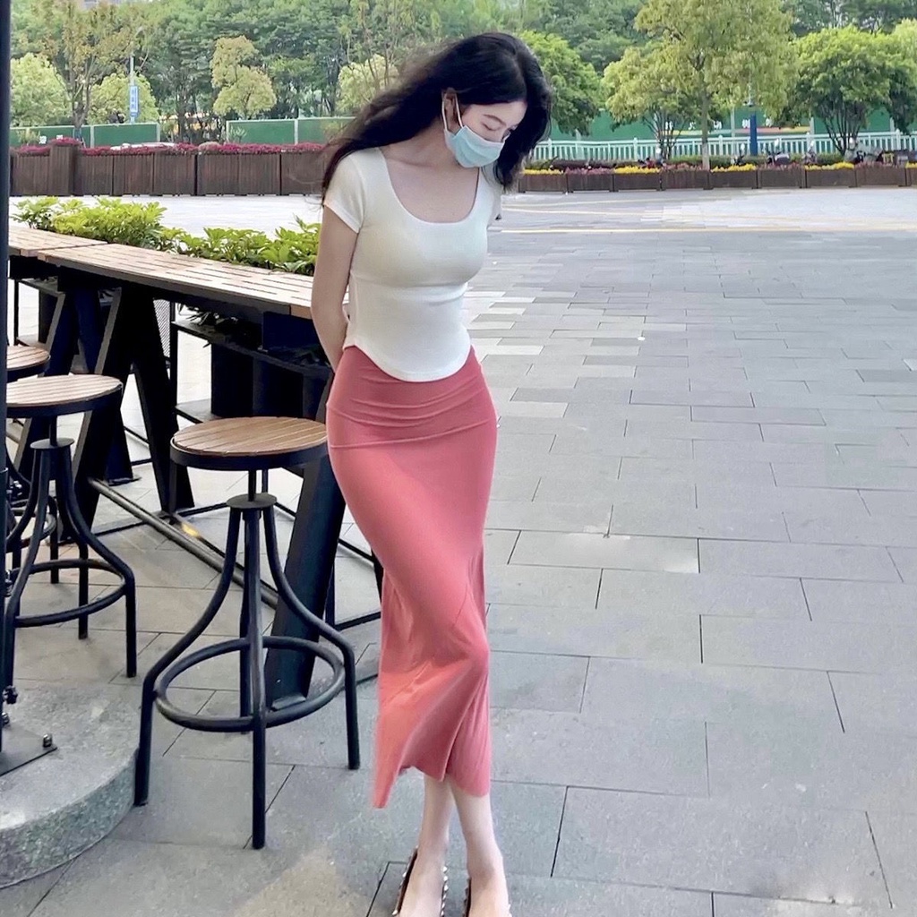 Set Áo Thun Ngắn Tay Cổ Vuông + Chân Váy Đuôi Cá Dài Thời Trang Nữ