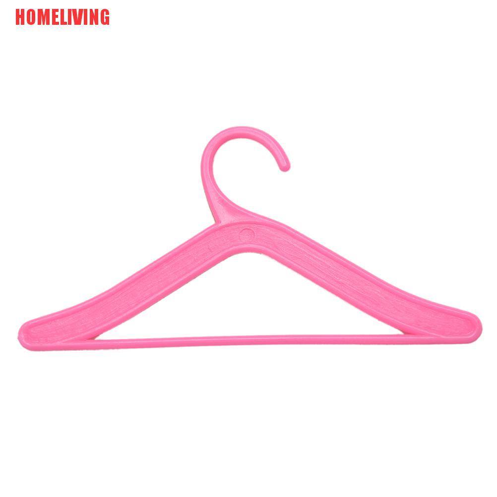 Set 20 Móc Treo Quần Áo Búp Bê Barbie Bằng Nhựa Màu Hồng