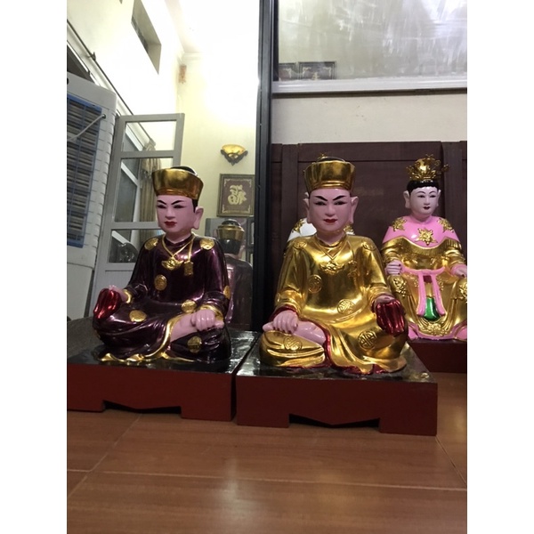 Tượng ông hoàng bảy