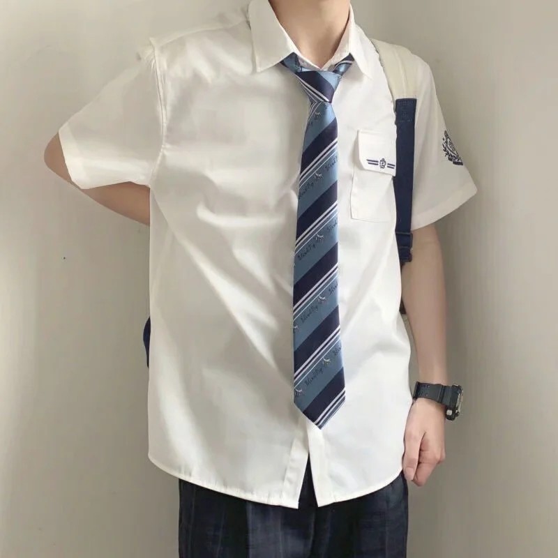 Áo sơ mi tay ngắn dáng rộng phong cách mùa hè thời trang cho nam
