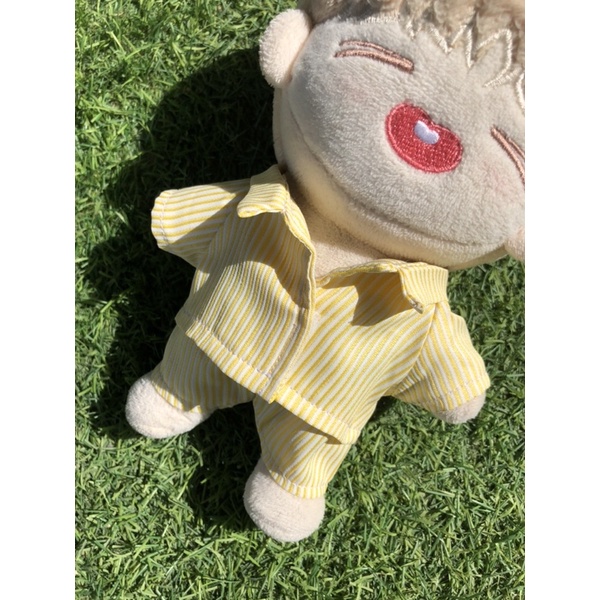 Bộ đồ ngủ sọc vàng gà con cho doll 15cm 20cm