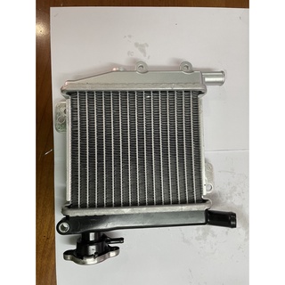 Két nước tản nhiệt nouvo lx 135