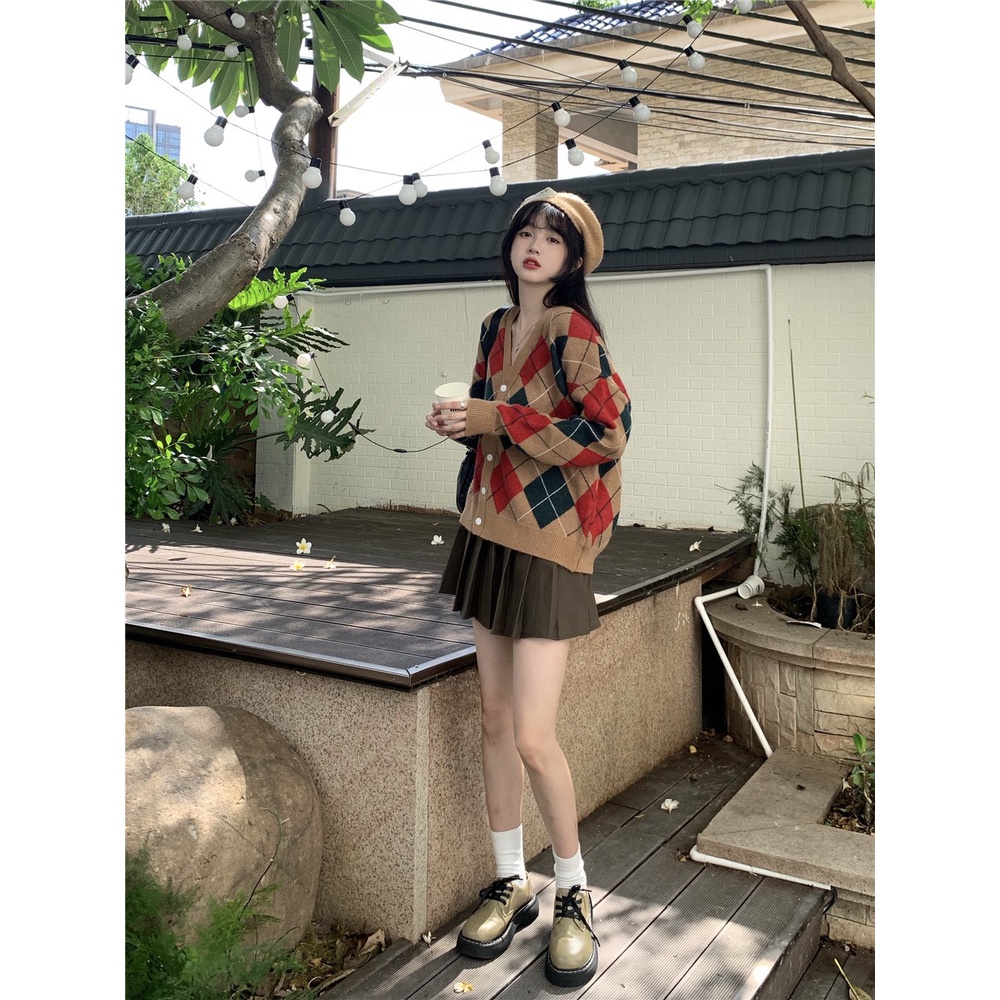 -  Quà tặng sinh nhật, bạn gái Set áo cardigan len ô/ Skirt ly ngắn