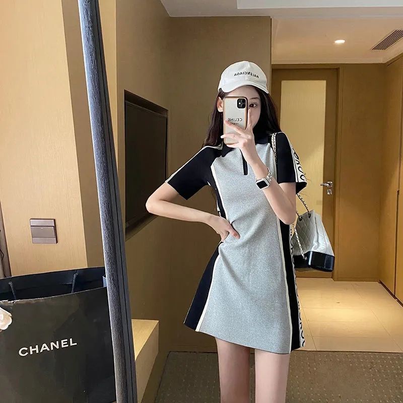 Đầm Polo chiết eo nhỏ nhắn thiết kế niche phong cách Hepburn Pháp 2022
