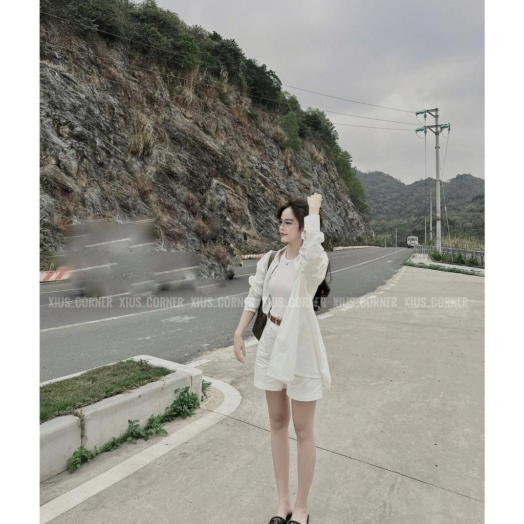 SET 4 MÓN: ÁO SƠ MI TRẮNG XẺ LƯNG + ÁO GÂN BA LỖ TRẮNG + QUẦN SHORT + BELT NÂU