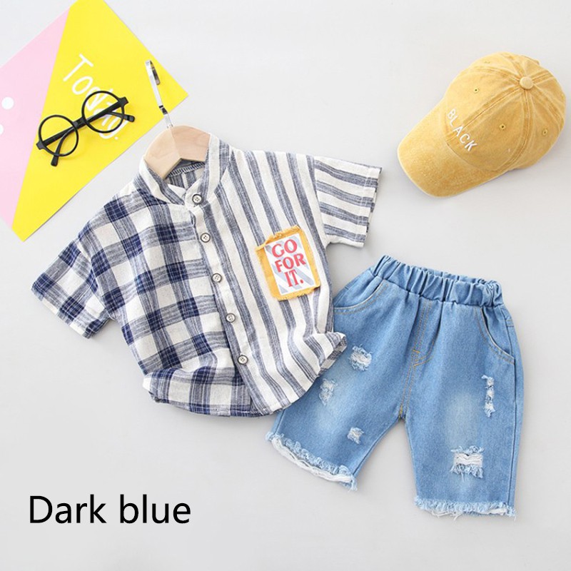 Set áo sơ mi tay ngắn và quần jean lưng thun phối rách cá tính thời trang cho bé trai