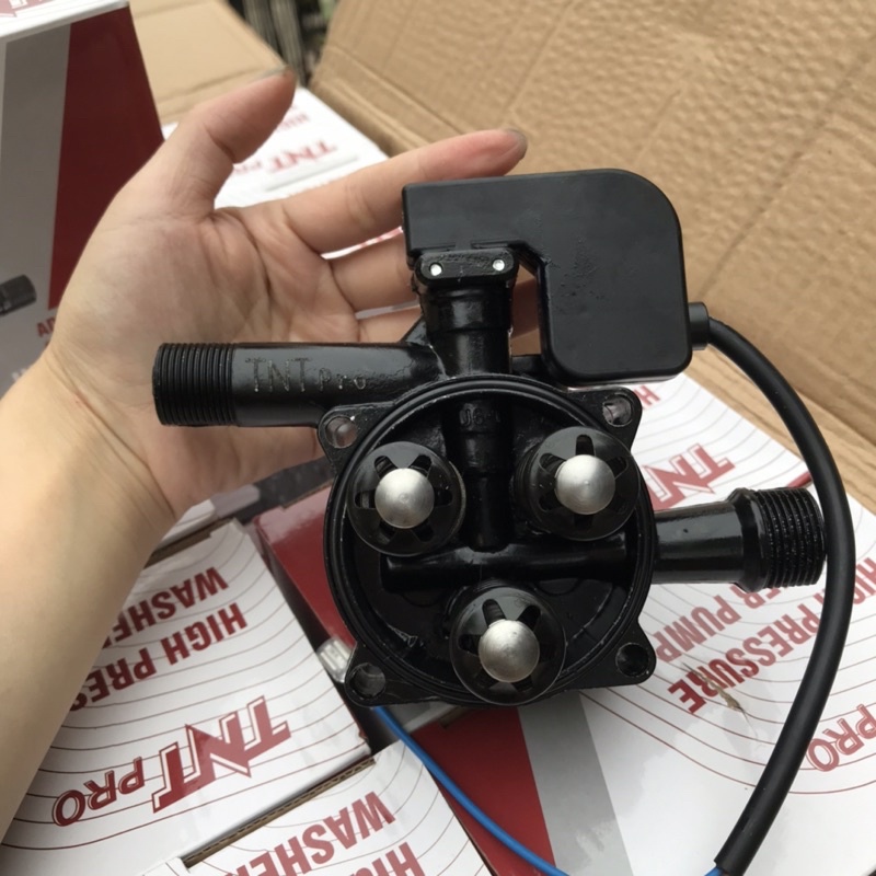 Đầu bơm áp lực mini TNT PRO - Đầu máy rửa xe gia đình 3 pittong kèm rơ le