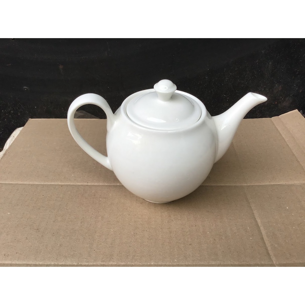 Ấm trà bằng sứ cao cấp Minh Châu 850ml