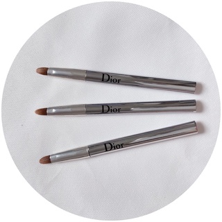 CỌ MÔI DIOR AUTHENTIC LÔNG CHỒN