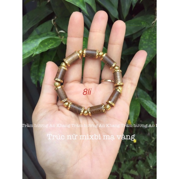 Vòng tay trầm hương tốc tự nhiên
